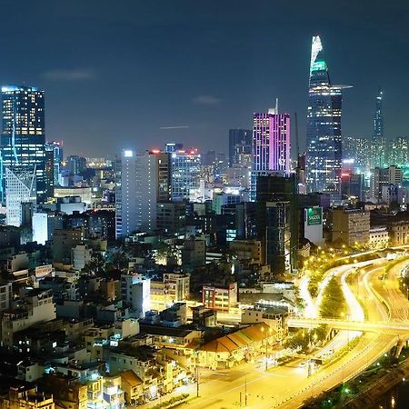 Spacious Saigon - Infinity Pool Signature Хошимин Экстерьер фото